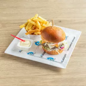 Istanbul By Night // Restaurant turc – Kebab, Tacos, Burgers, Sandwichs en livraison sur Denain